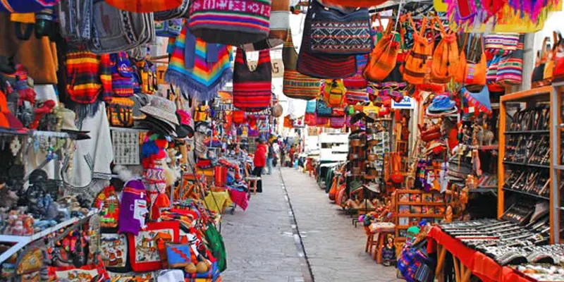 The Pisac Handicrafts Market