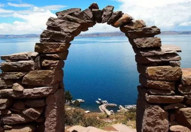 Tour Isla de Los Uros y Taquile-3