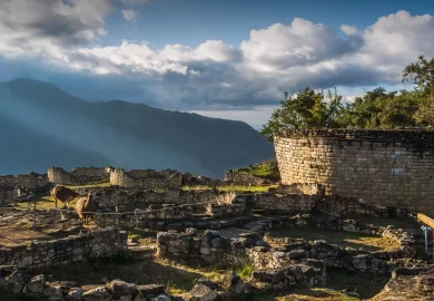 Las Ruinas de Kuelap: La Fortaleza Olvidada en las Nubes